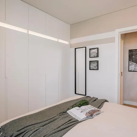 Anzio - 2 Bedrooms And Pool In Avenidas Novas Apartment