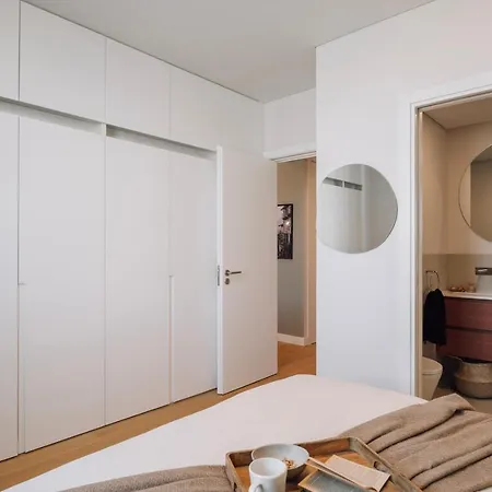 Anzio - 2 Bedrooms And Pool In Avenidas Novas *